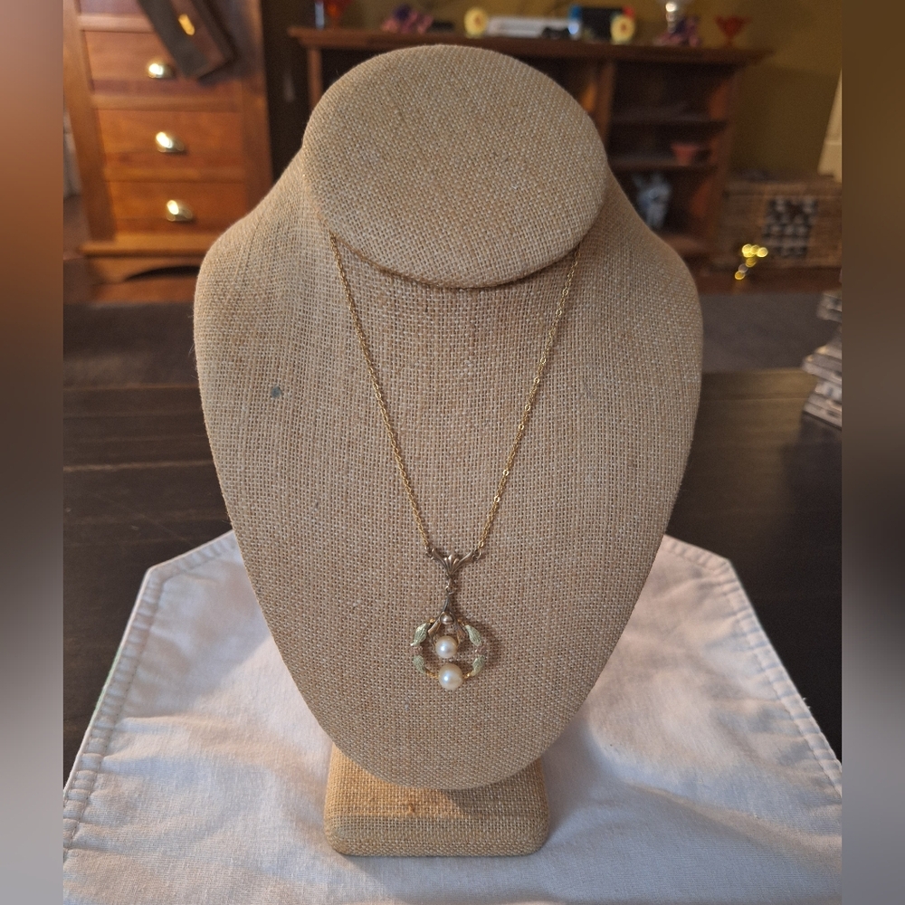 Vintage Gold Filled Pearl And Flower Necklace